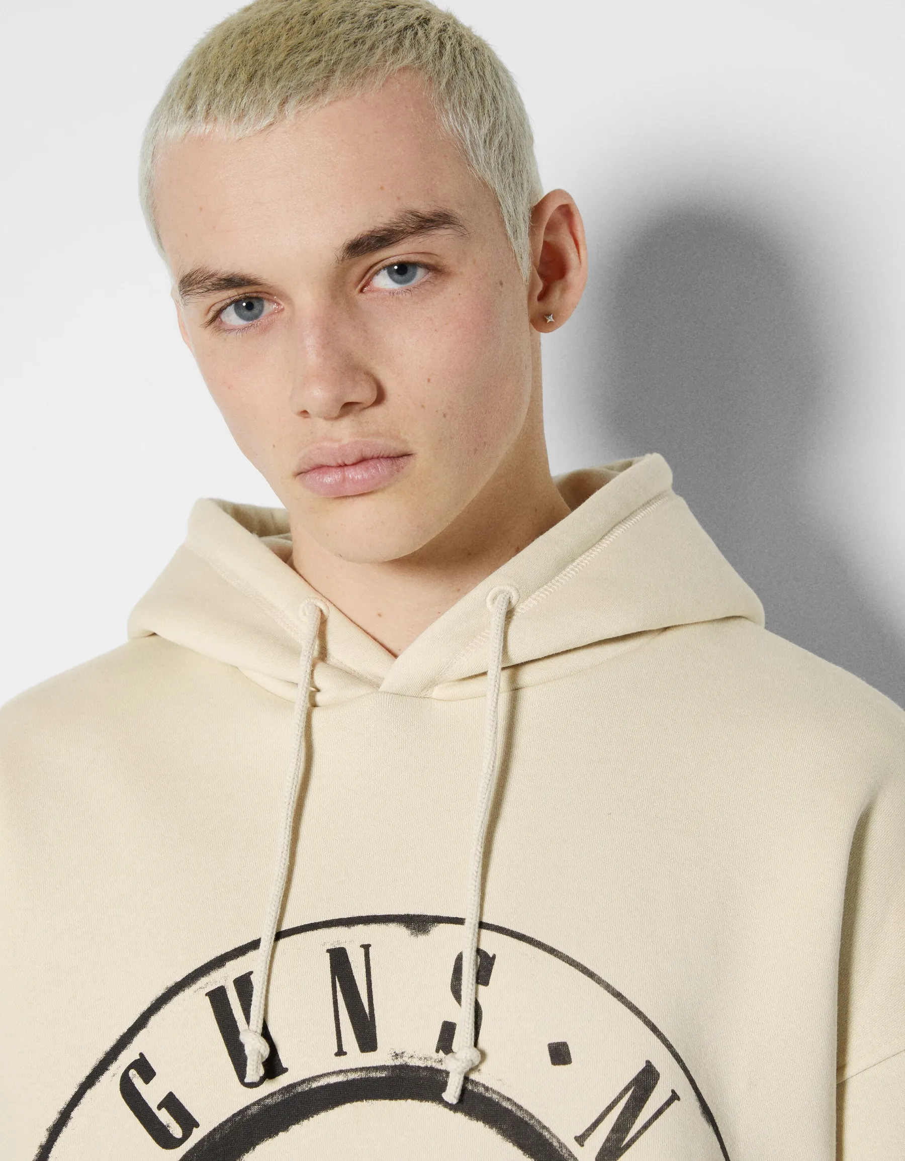 BERSHKA Sweat capuche Guns N’ Roses Camel Sale