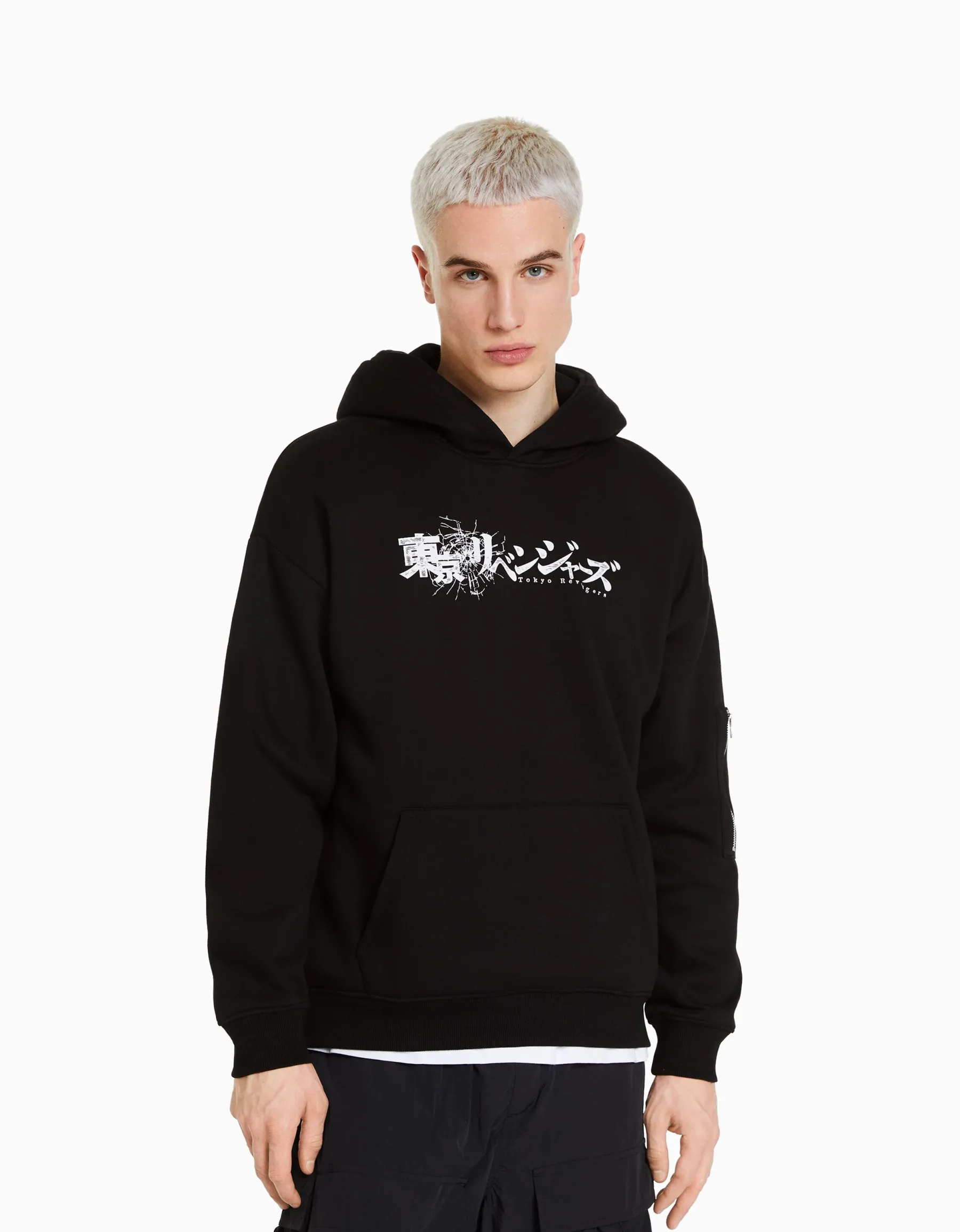 BERSHKA Sweat capuche petites oreilles TOKYO REVENGERS Noir Cheap