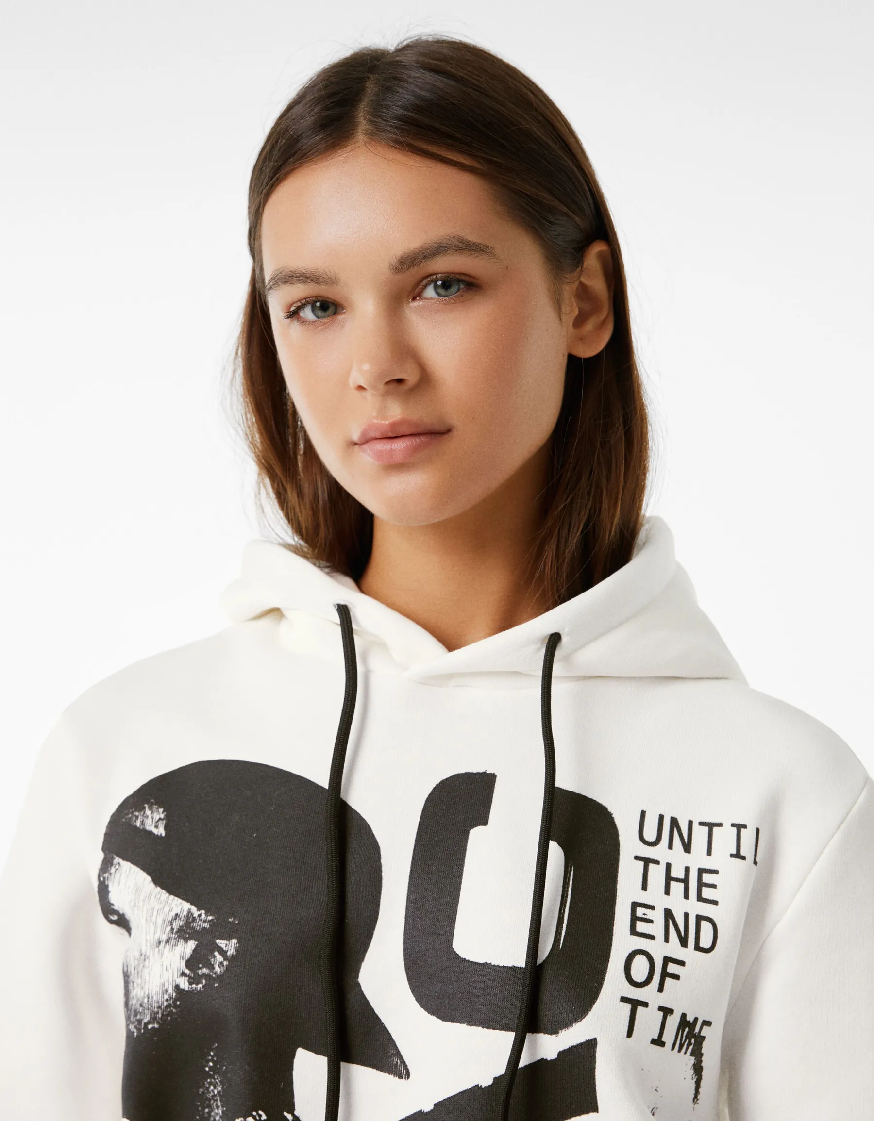 BERSHKA Sweat capuche Tupac Blanc Clearance