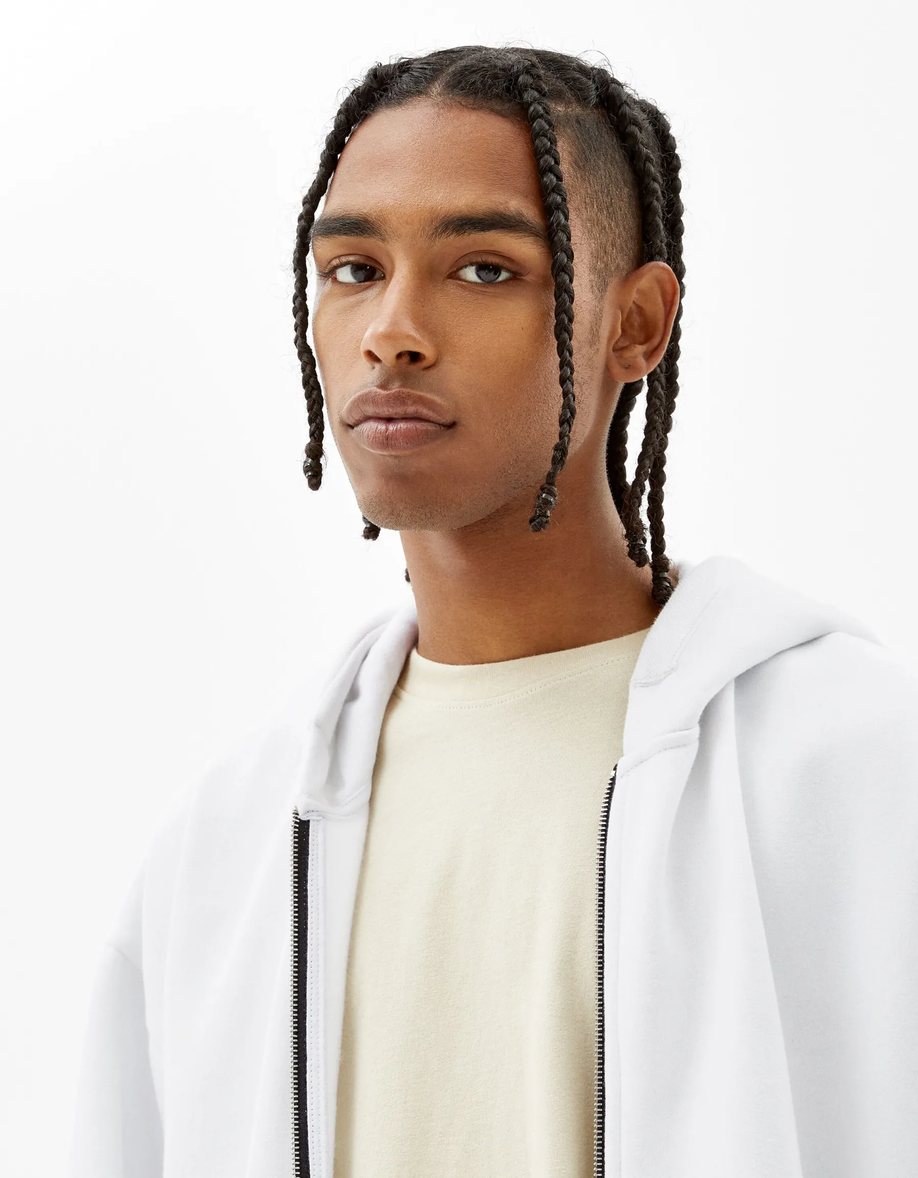 BERSHKA Sweat capuche zippé Noir Discount