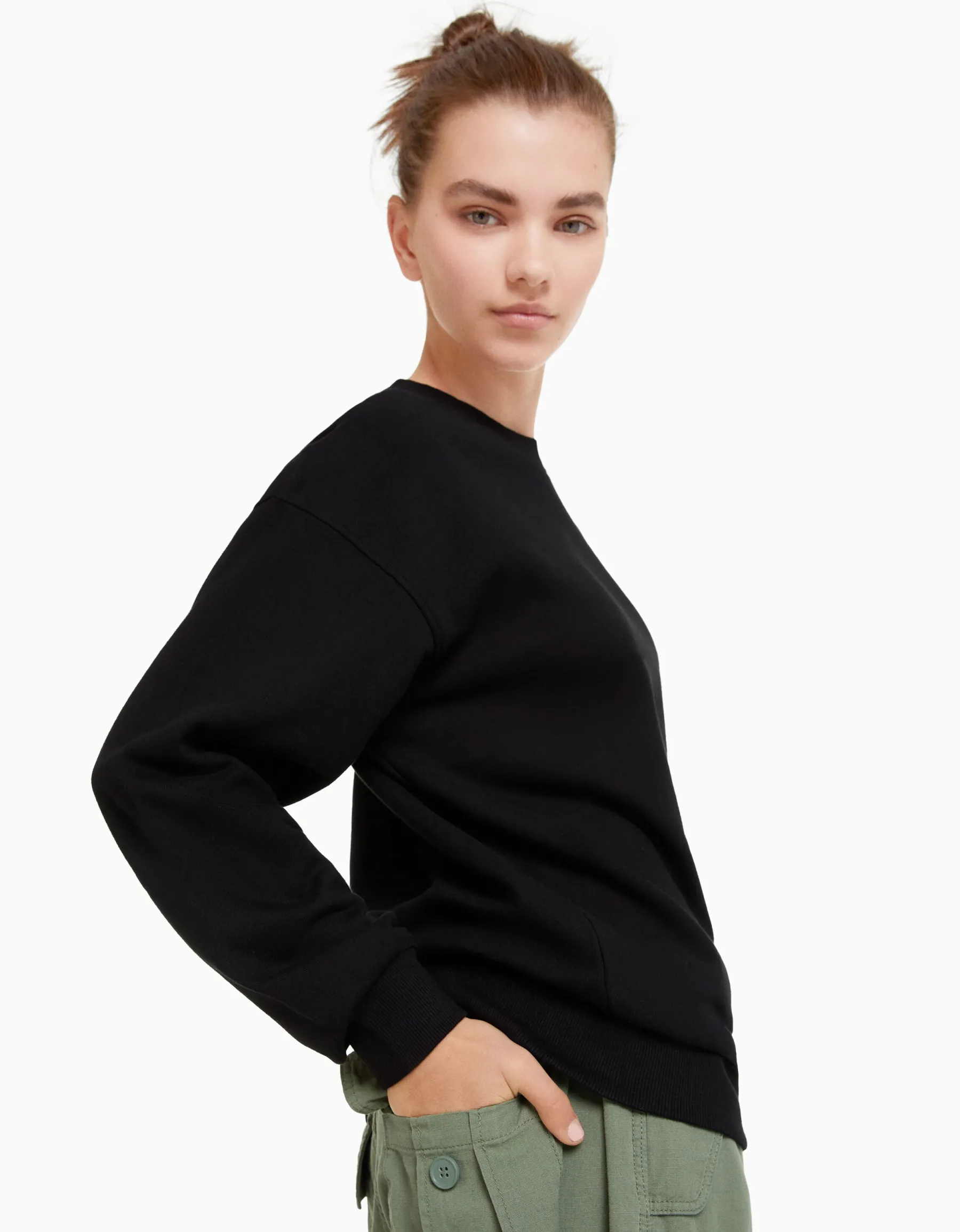 BERSHKA Sweat col rond Noir Cheap