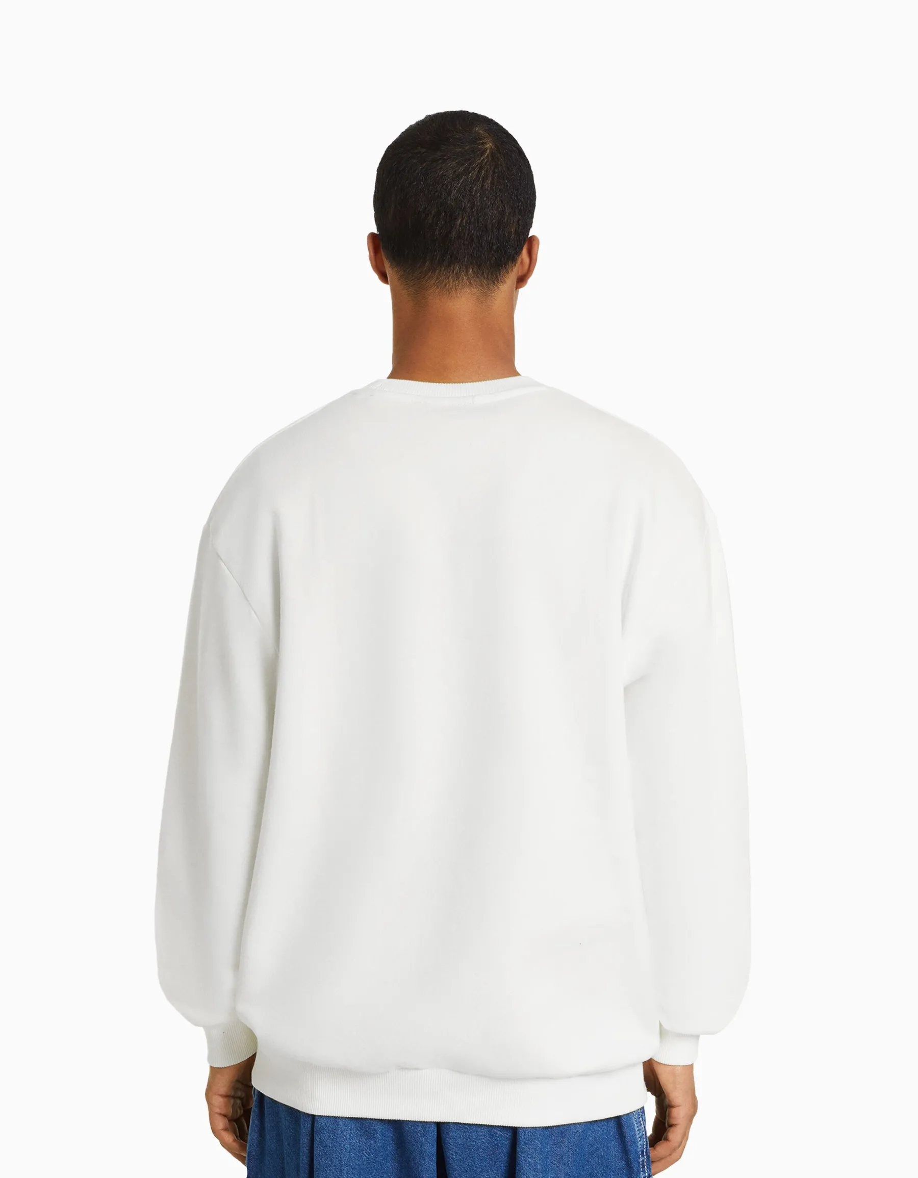 BERSHKA Sweat col rond imprimé One Piece Blanc Online