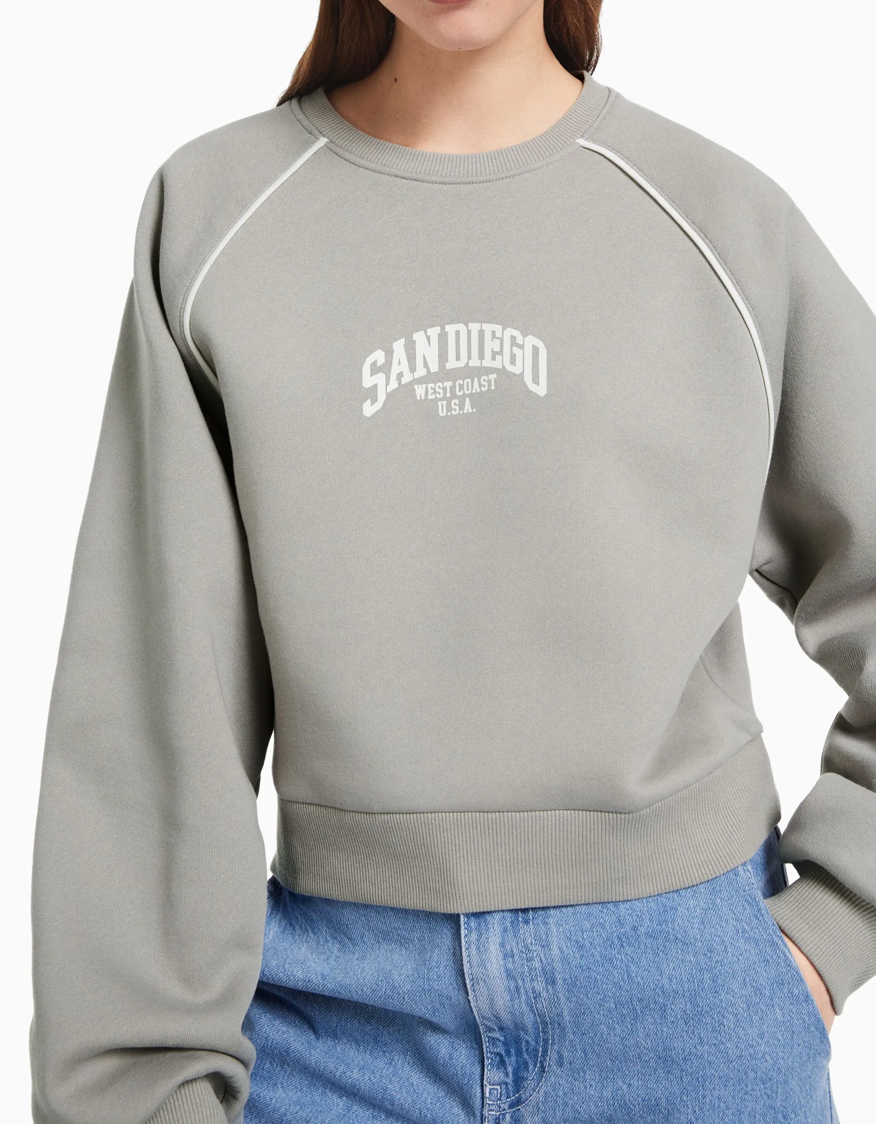 BERSHKA Sweat contraste Bleu Online