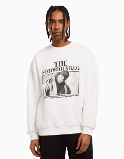 BERSHKA Sweat imprimé The Notorious B.I.G. Blanc Store