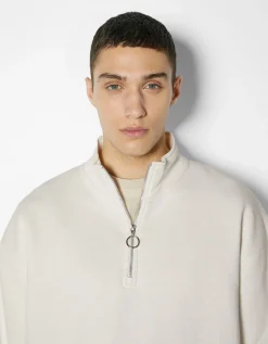BERSHKA Sweat oversize col montant Blanc cassé Flash Sale