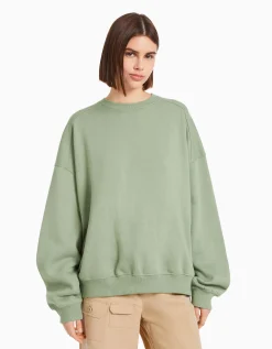 BERSHKA Sweat oversize col rond Noir Cheap