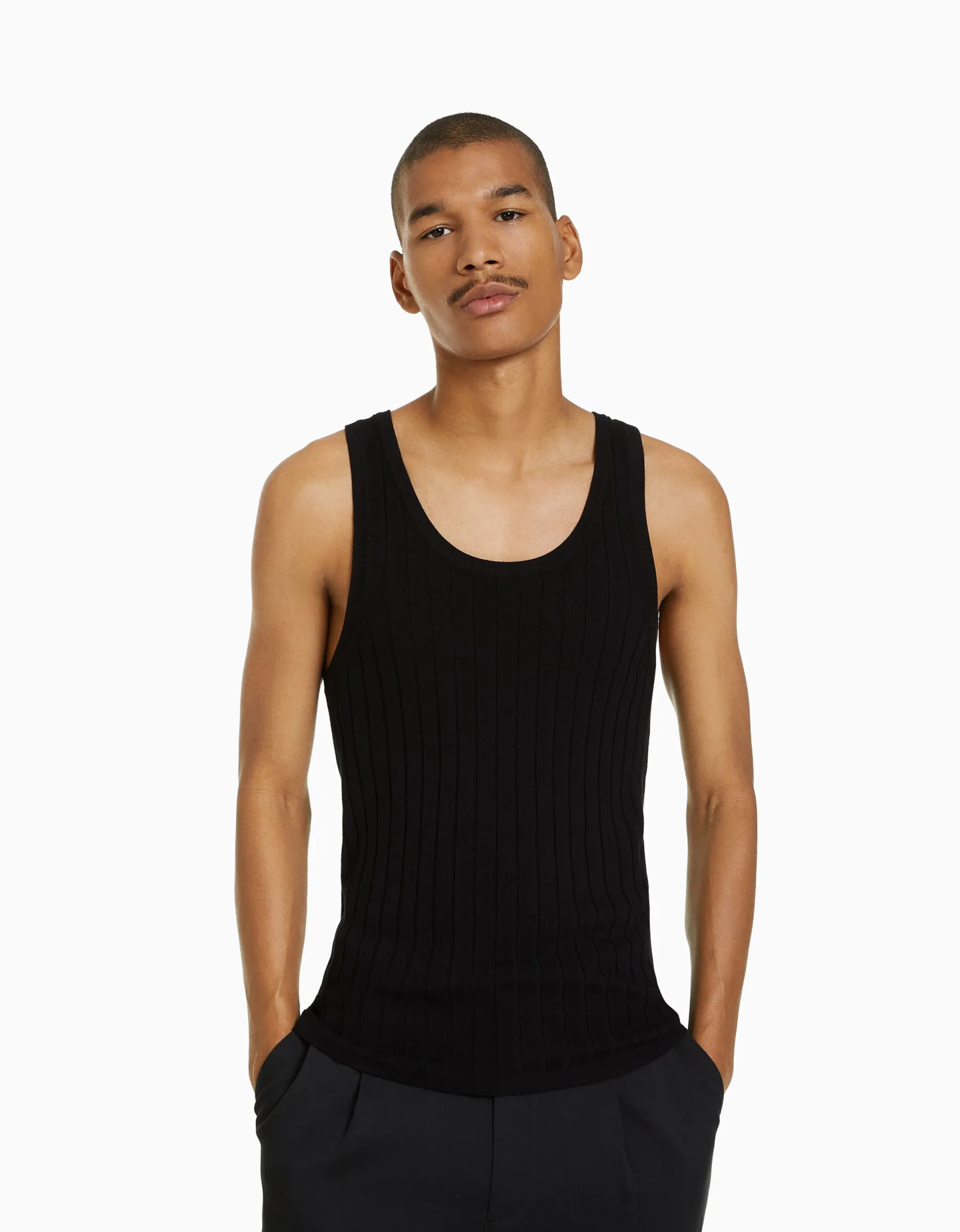 BERSHKA Top sans manches maille côtelée Noir New