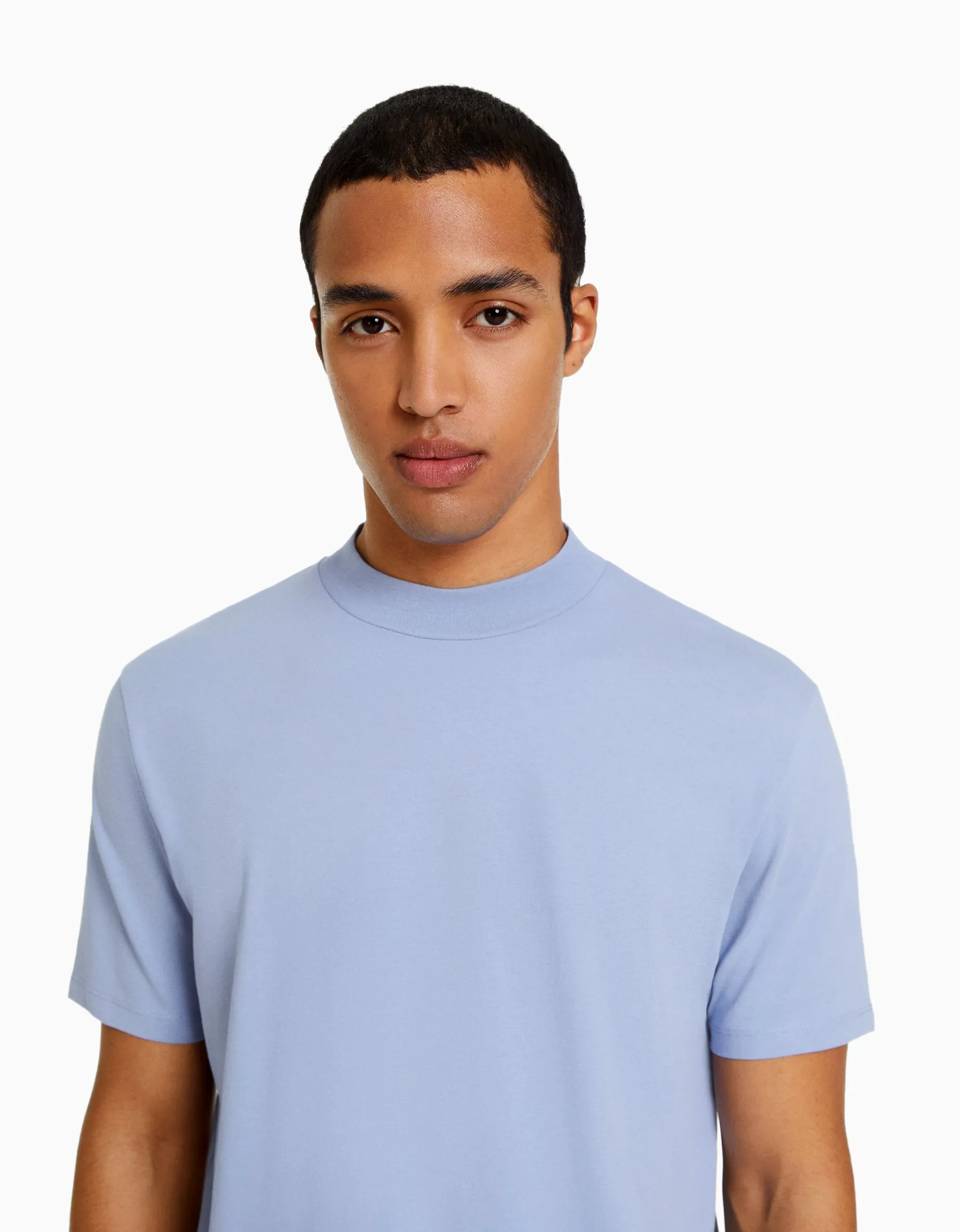 BERSHKA T-shirt à manches courtes et col montant Bleu Store