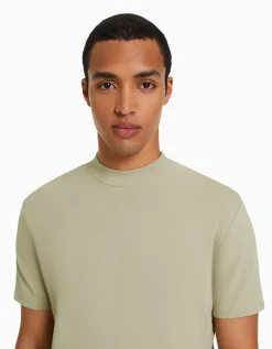 BERSHKA T-shirt à manches courtes et col montant Vert Cheap