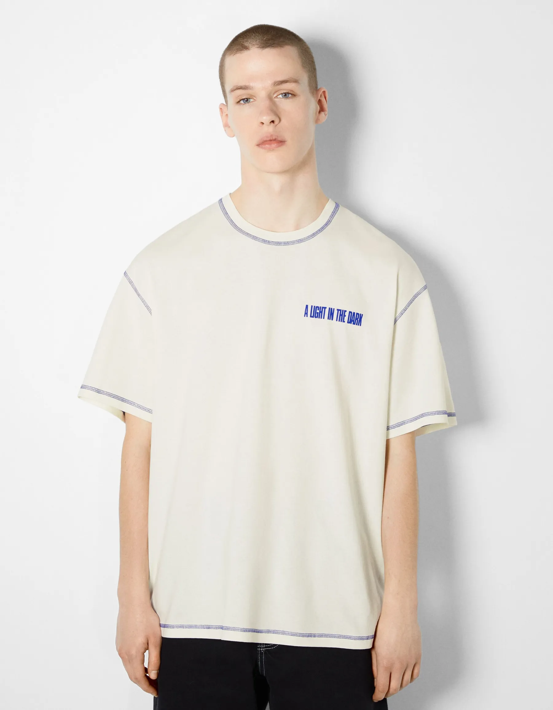 BERSHKA T-shirt manches courtes boxy fit fil contraste imprimé lettering Blanc Shop