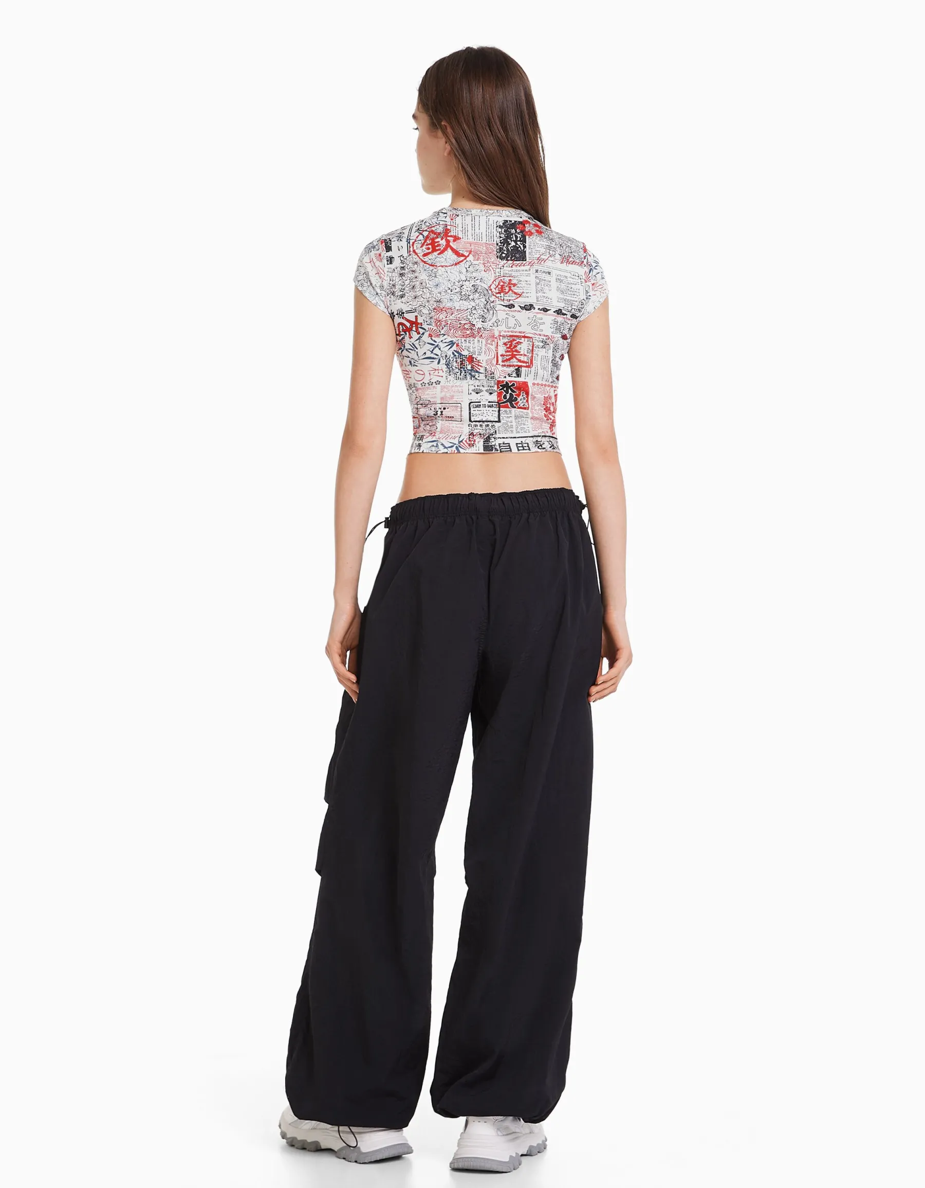 BERSHKA T-shirt manches courtes imprimé Noir Sale