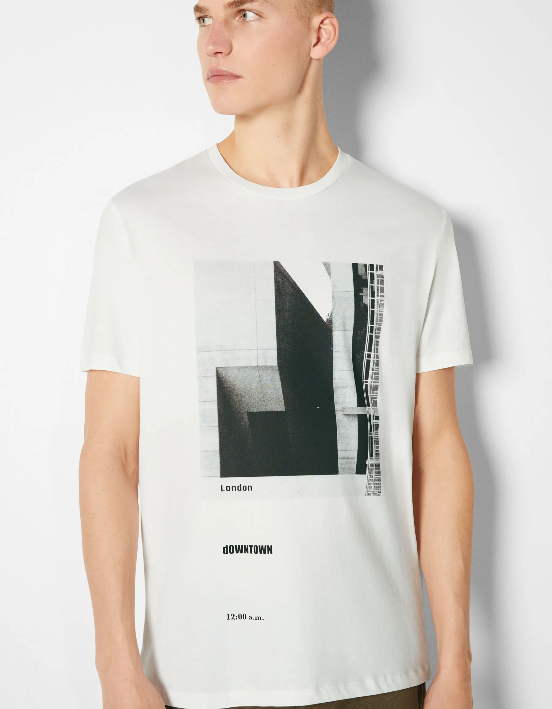 BERSHKA T-shirt manches courtes imprimé photo Blanc cassé Clearance