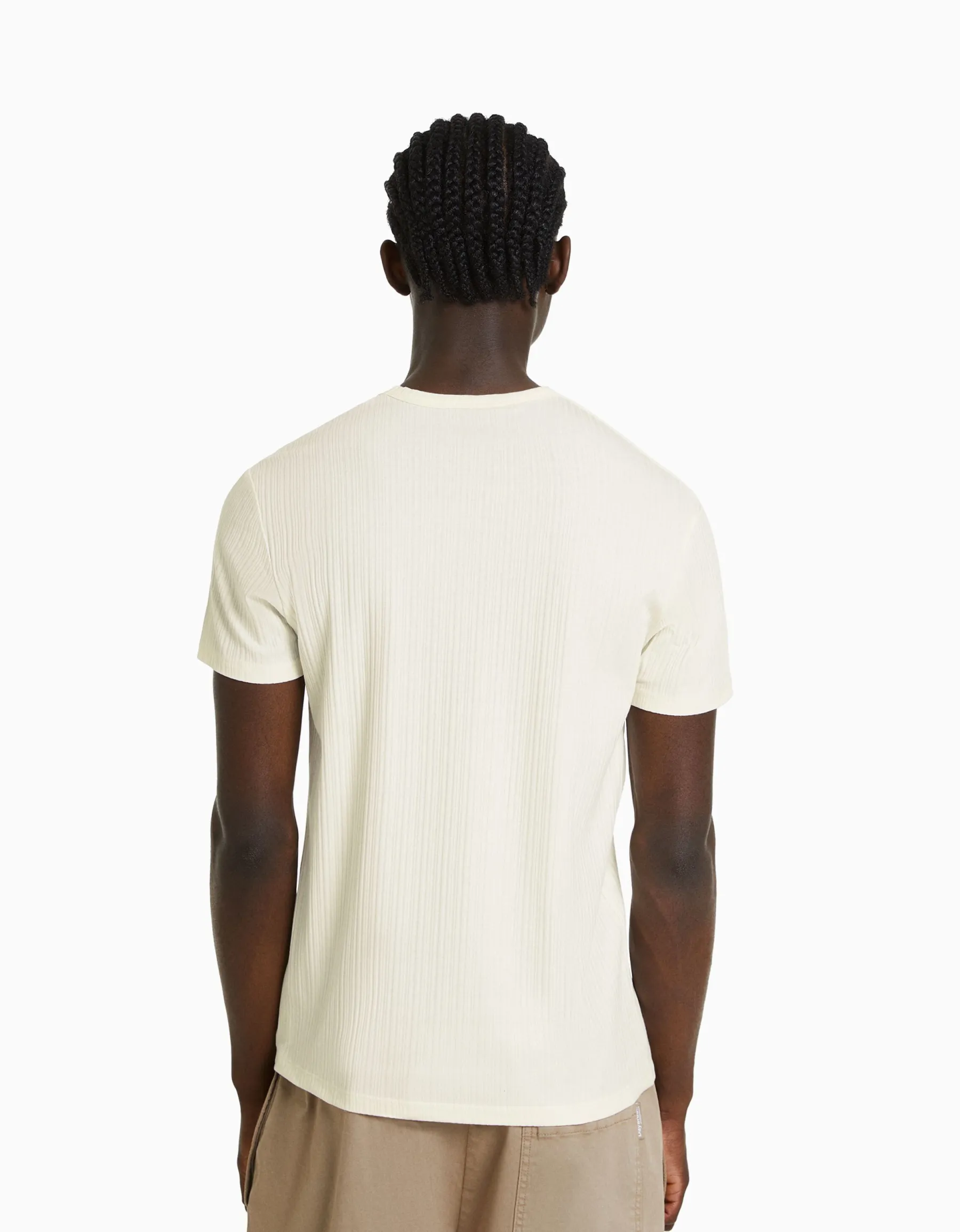 BERSHKA T-shirt manches courtes muscle fit maille côtelée Blanc cassé Store