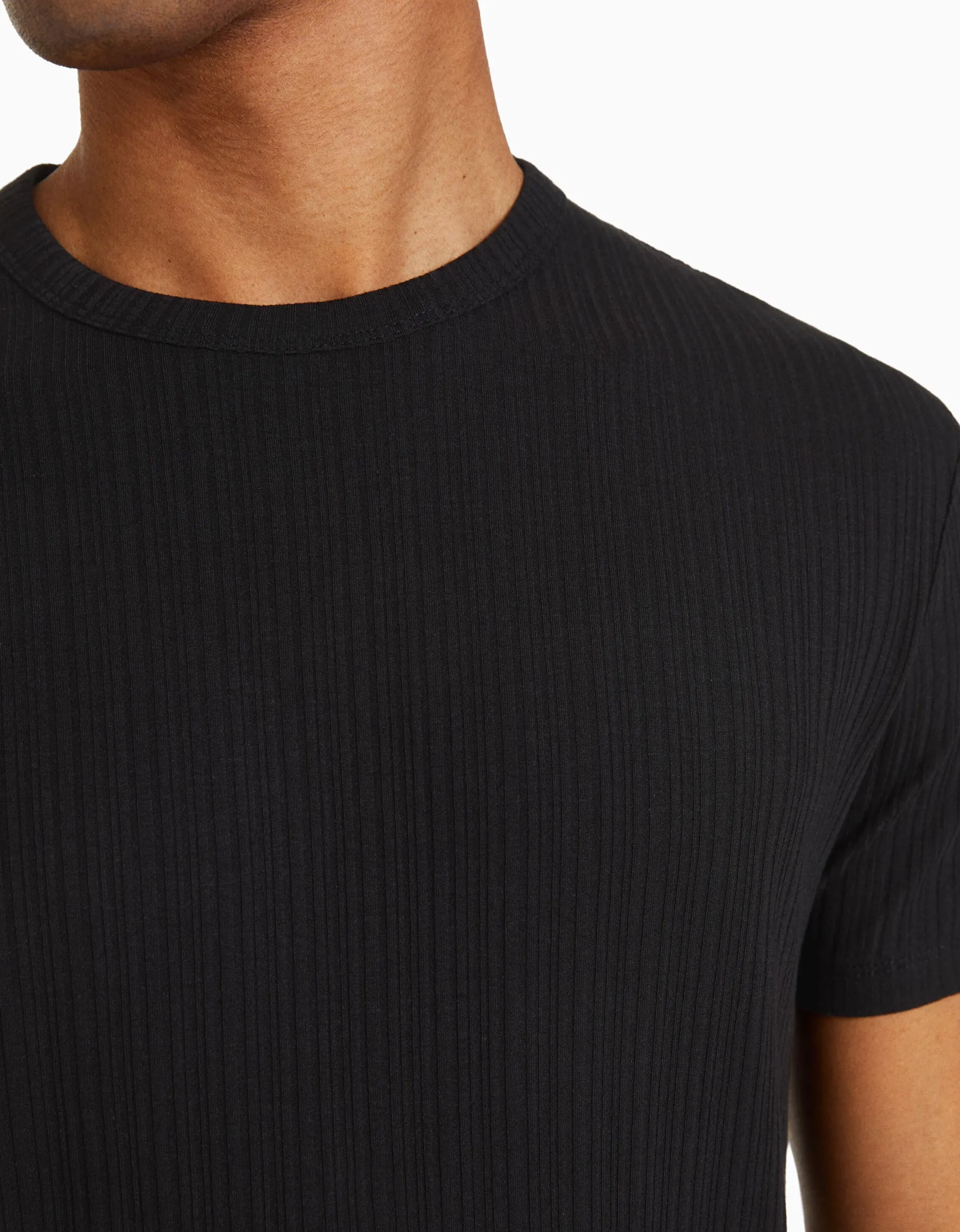 BERSHKA T-shirt manches courtes muscle fit maille côtelée Blanc cassé Hot