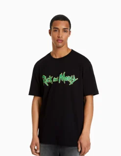 BERSHKA T-shirt manches courtes regular fit imprimé Rick et Morty Noir Cheap
