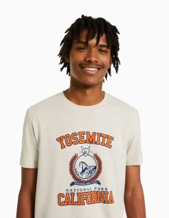 BERSHKA T-shirt manches courtes regular fit imprimé Blanc Store