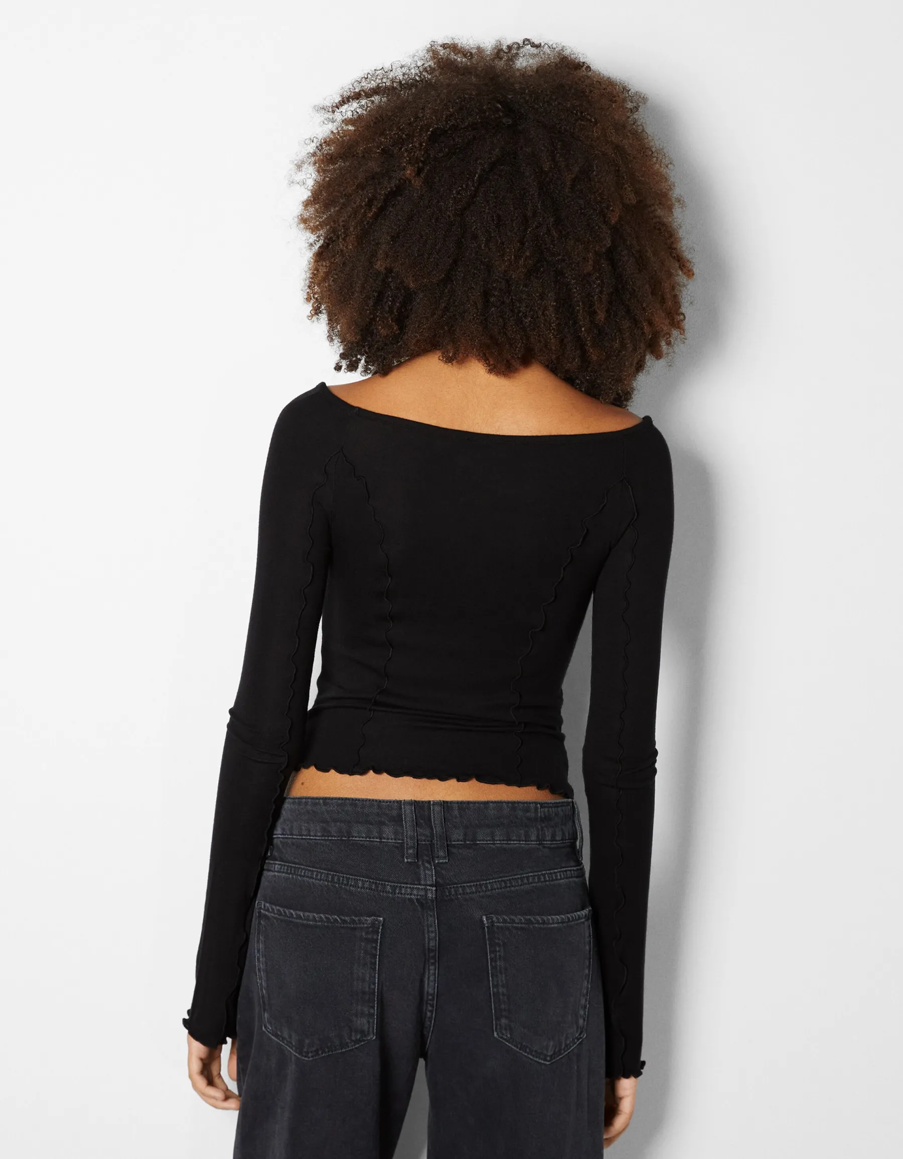 BERSHKA T-shirt manches longues col bateau Noir Hot