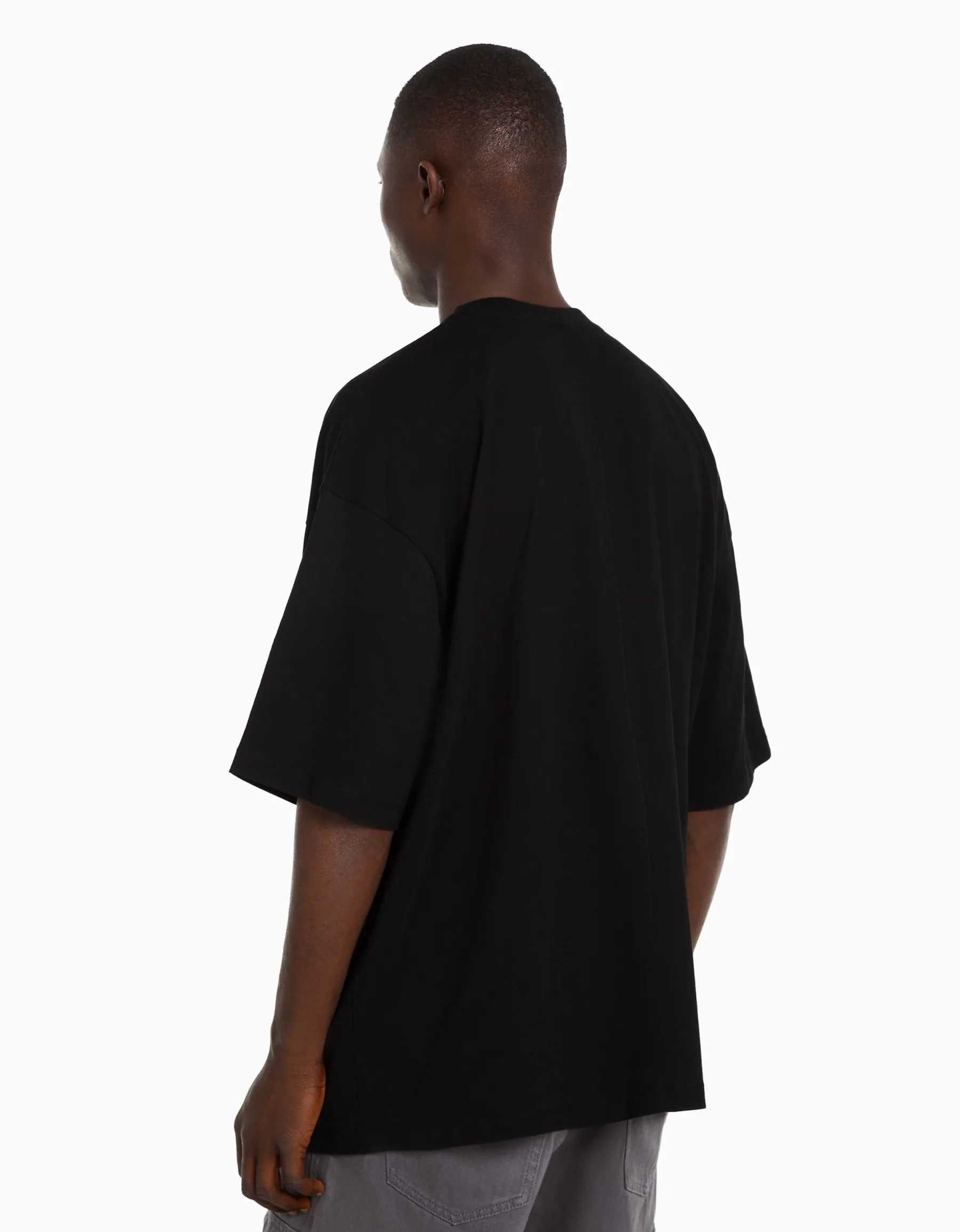 BERSHKA T-shirt oversize à manches courtes Noir Store