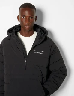 BERSHKA Veste kangourou matelassée Noir Discount